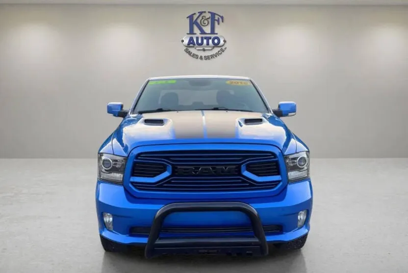 2018 Ram 1500 Sport photo 1