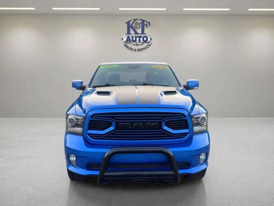 2018 Ram 1500 Sport photo 1