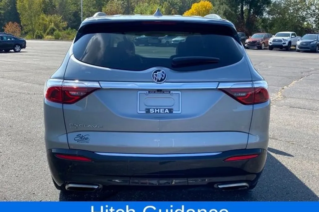 2023 Buick Enclave Essence photo 1