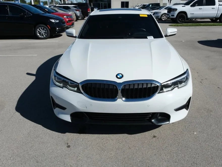 2022 Bmw 330i xDrive Sedan photo 1