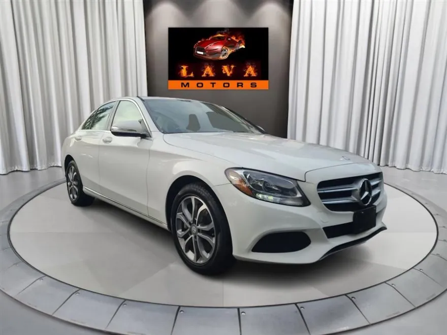 2015 Mercedes Benz C 300 Luxury 4MATIC photo 1