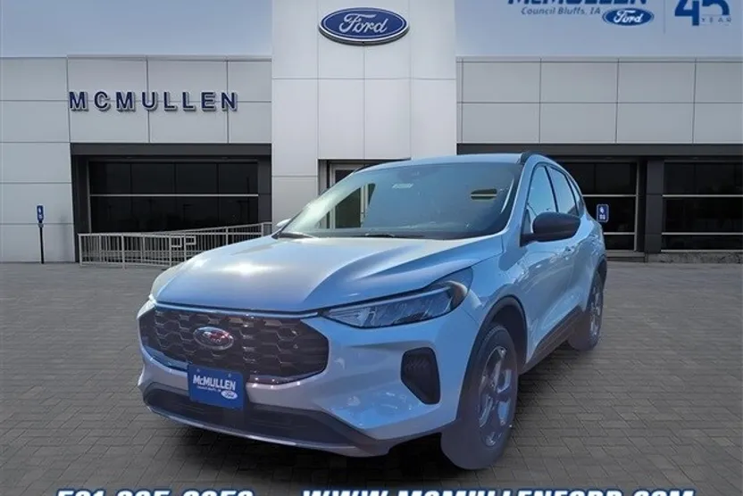 2026 Ford Escape ST-Line photo 1