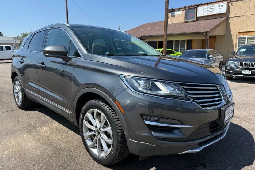 2017 Lincoln MKC Select photo 1