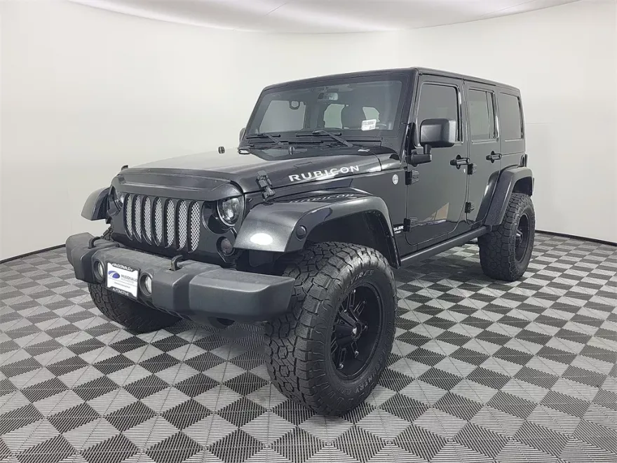 2013 Jeep Wrangler Unlimited Rubicon photo 1