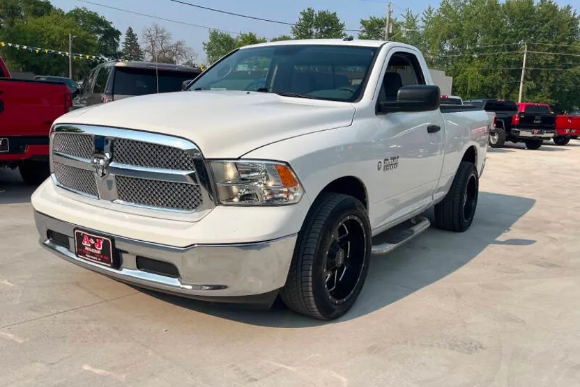 2014 Ram 1500 Tradesman photo 1