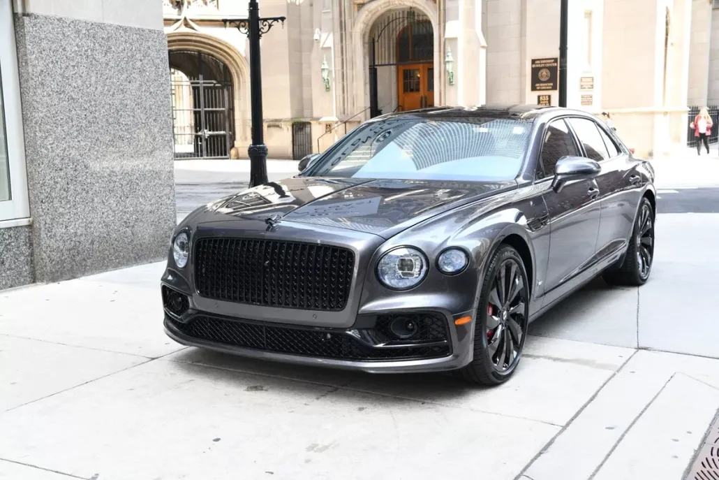 2021 Bentley Flying Spur V8 photo 1