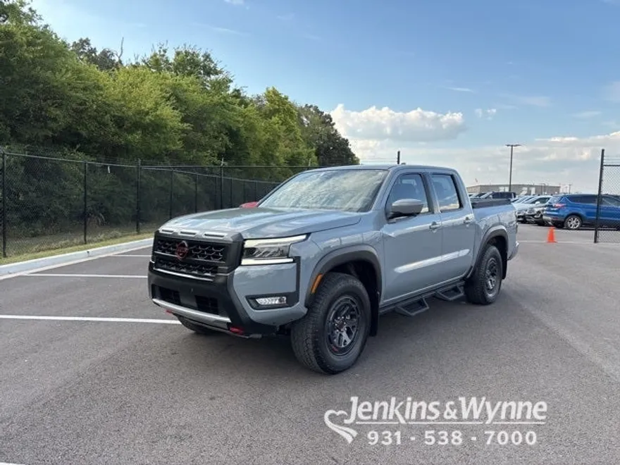 2025 Nissan Frontier PRO-4X photo 1