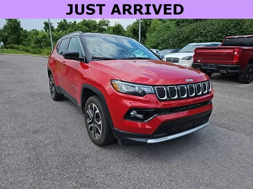2023 Jeep Compass Limited photo 1