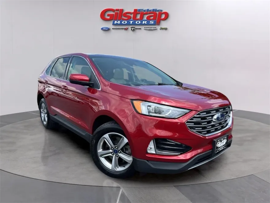 2022 Ford Edge SEL photo 1