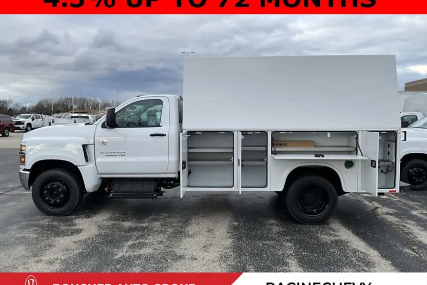 2024 Chevrolet Silverado 5500HD Work Truck photo 1