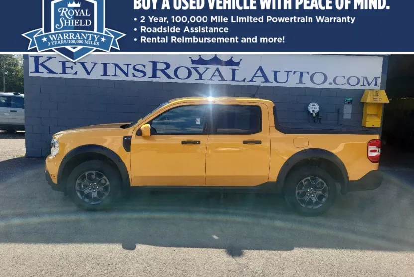 2022 Ford Maverick XLT photo 1