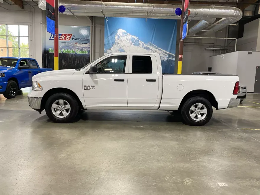 2024 Ram 1500 Classic SLT photo 1