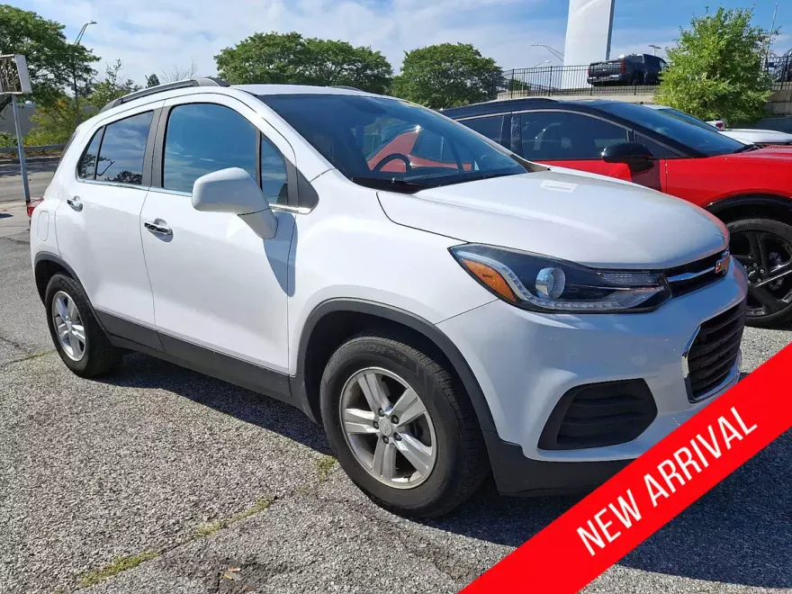 2019 Chevrolet Trax LT photo 1