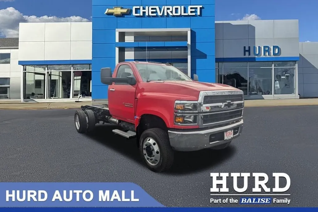 2024 Chevrolet Silverado 5500HD Work Truck photo 1