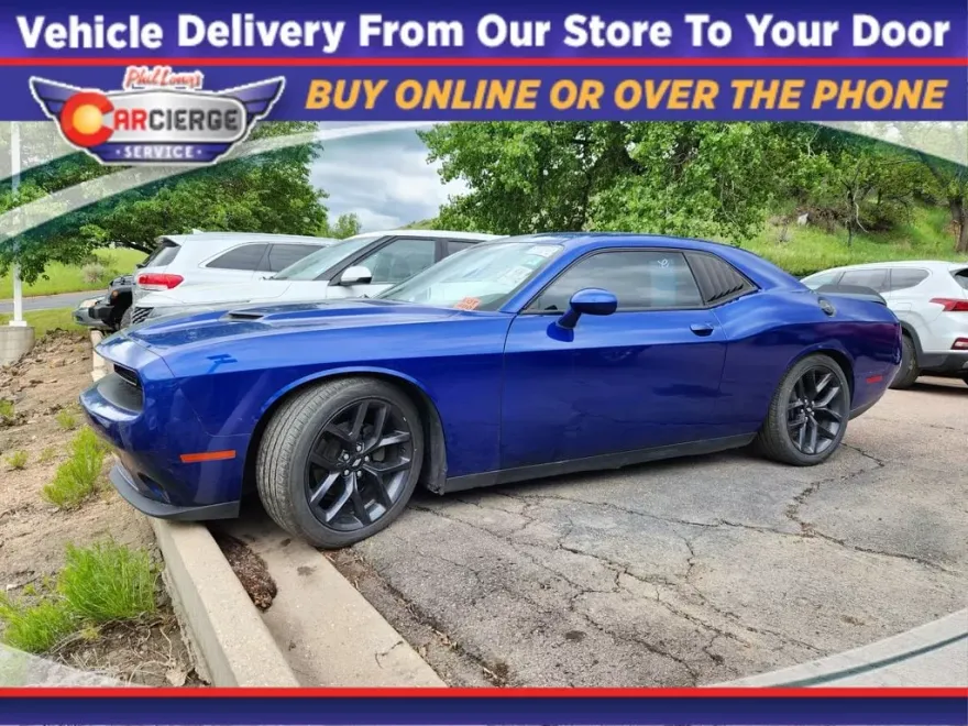 2019 Dodge Challenger SXT photo 1