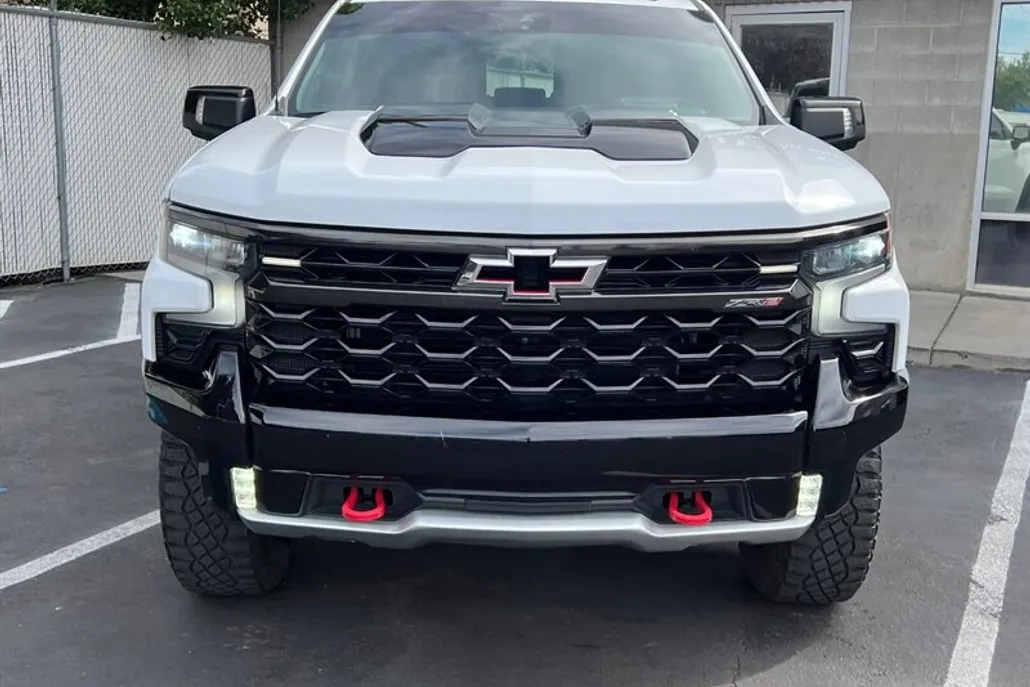 2023 Chevrolet Silverado 1500 ZR2 photo 1