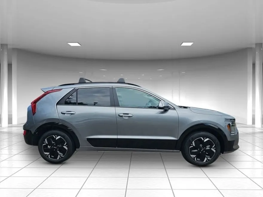2024 Kia Niro EV Wind photo 1