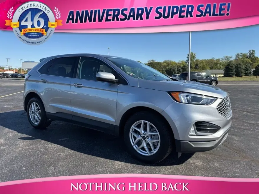 2024 Ford Edge SEL photo 1
