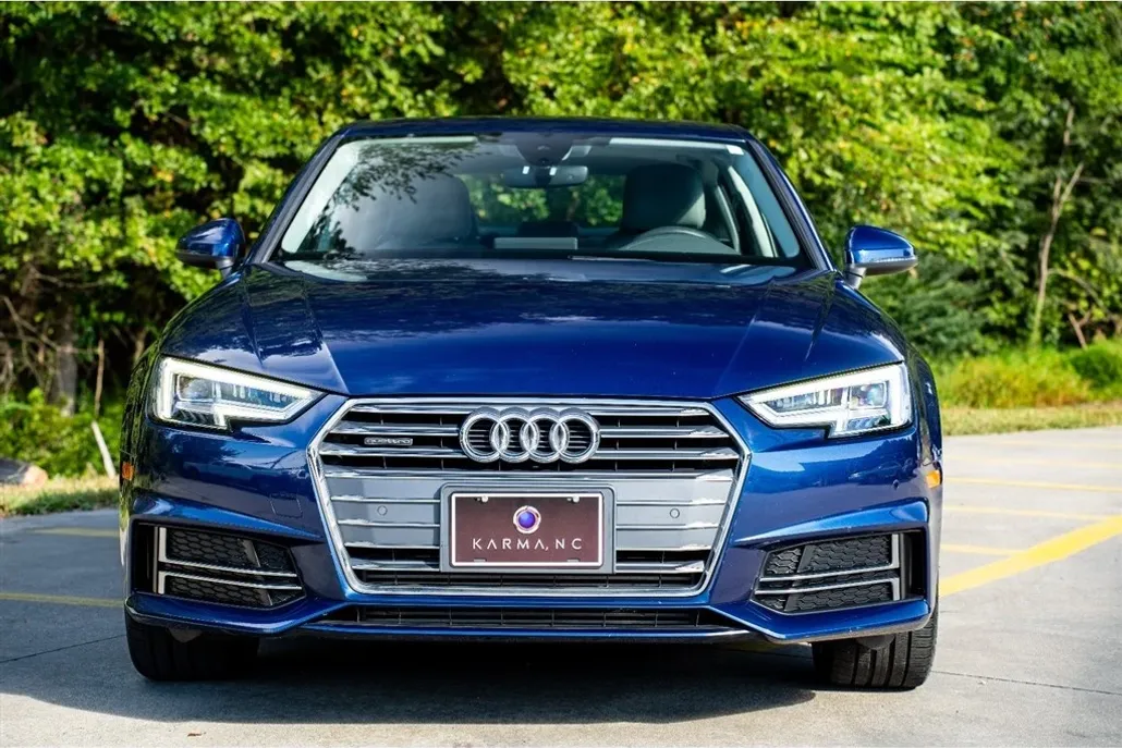 2018 Audi A4 TFSI Premium Plus Quattro photo 1