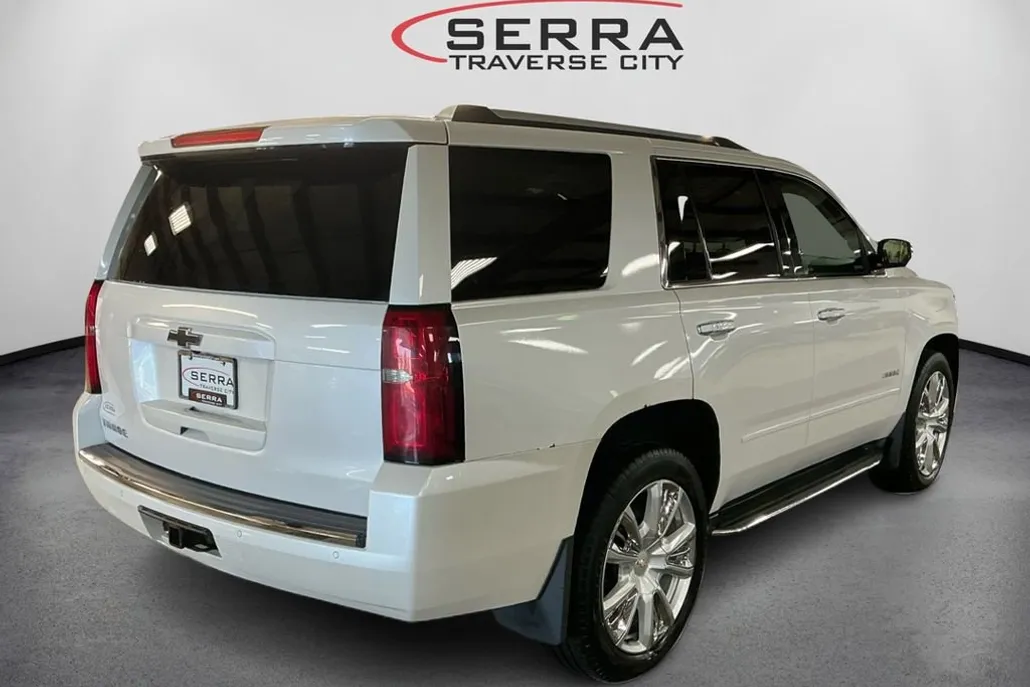 2016 Chevrolet Tahoe LTZ photo 1