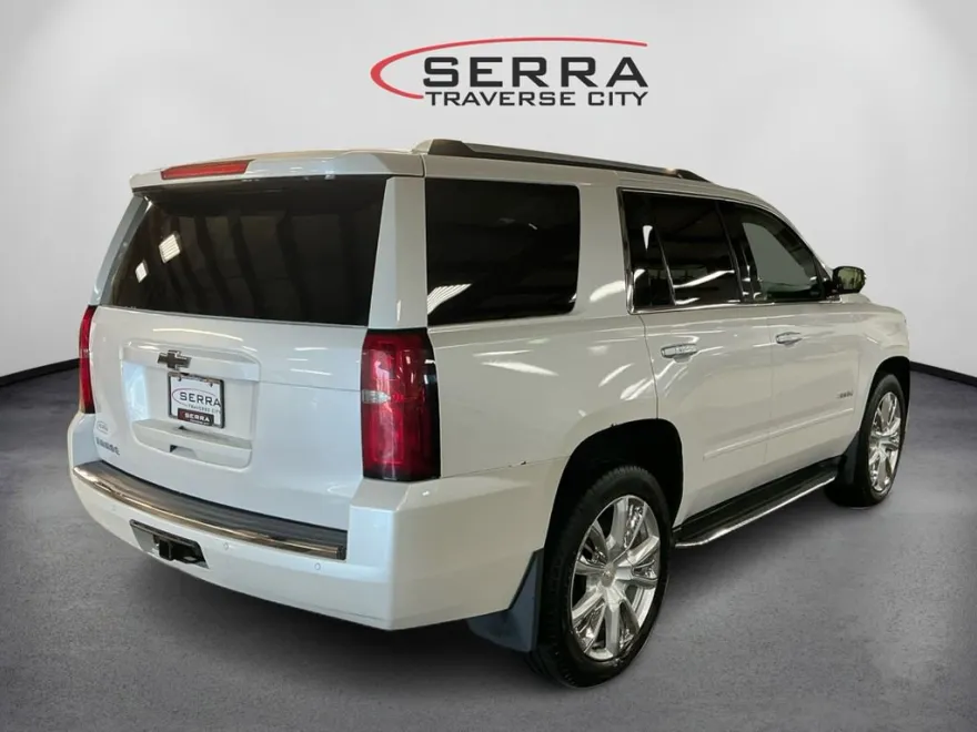 2016 Chevrolet Tahoe LTZ photo 1