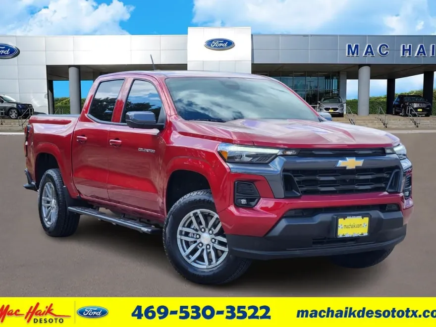 2025 Chevrolet Colorado Work Truck LT photo 1