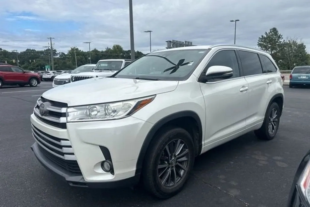 2018 Toyota Highlander SE XLE photo 1