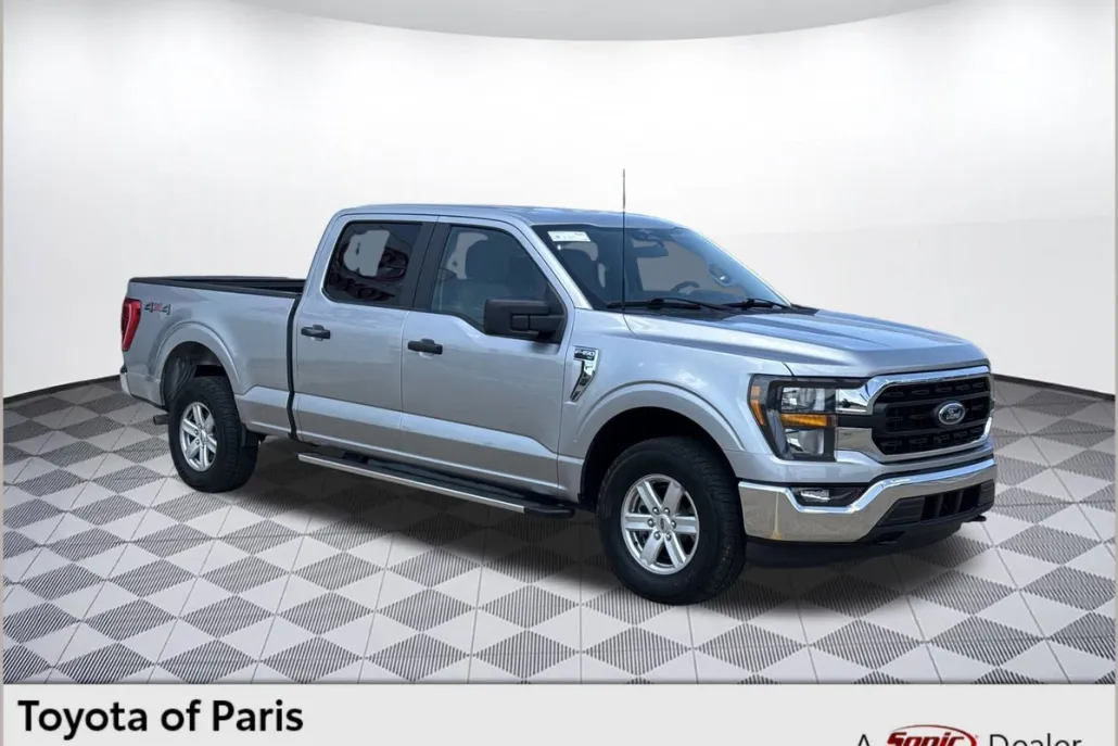 2023 Ford F-150 XLT photo 1