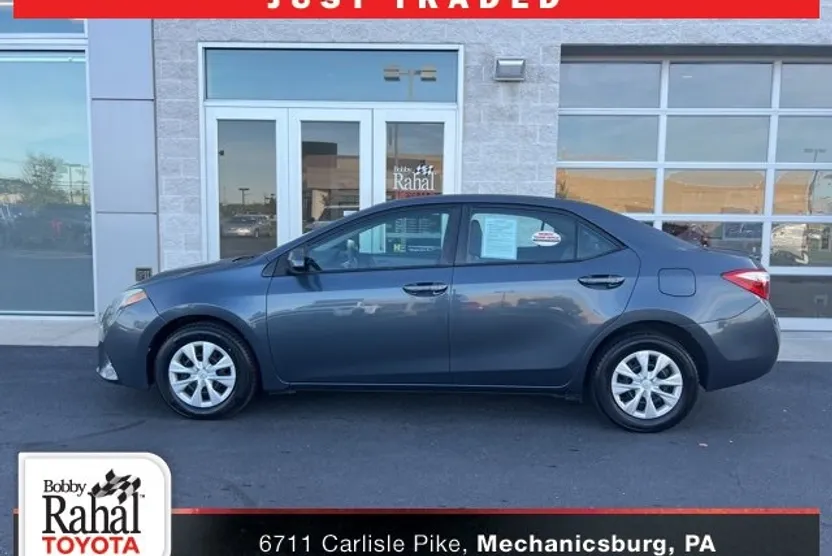 2015 Toyota Corolla LE Eco photo 1