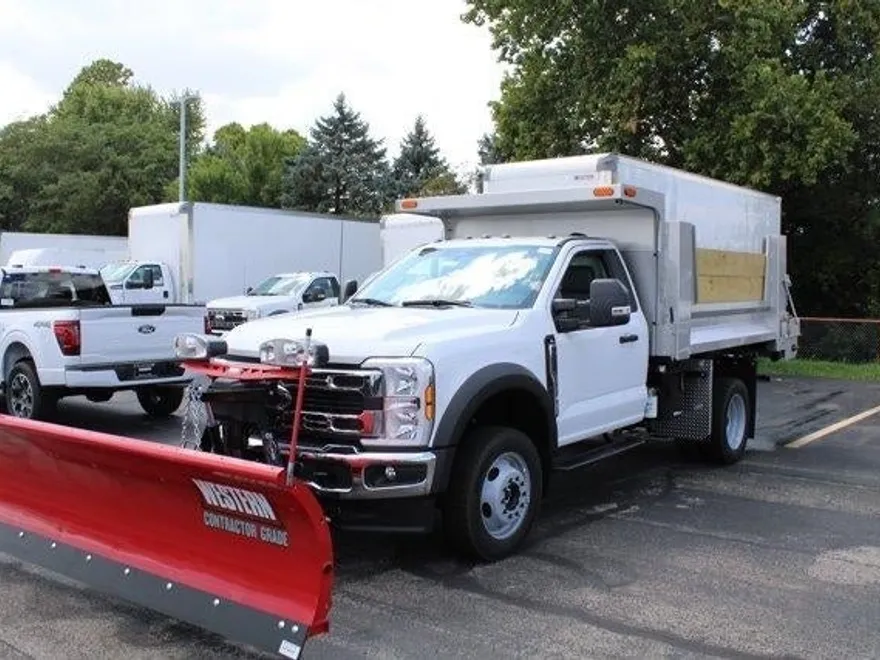 2024 Ford F-550 XL photo 1
