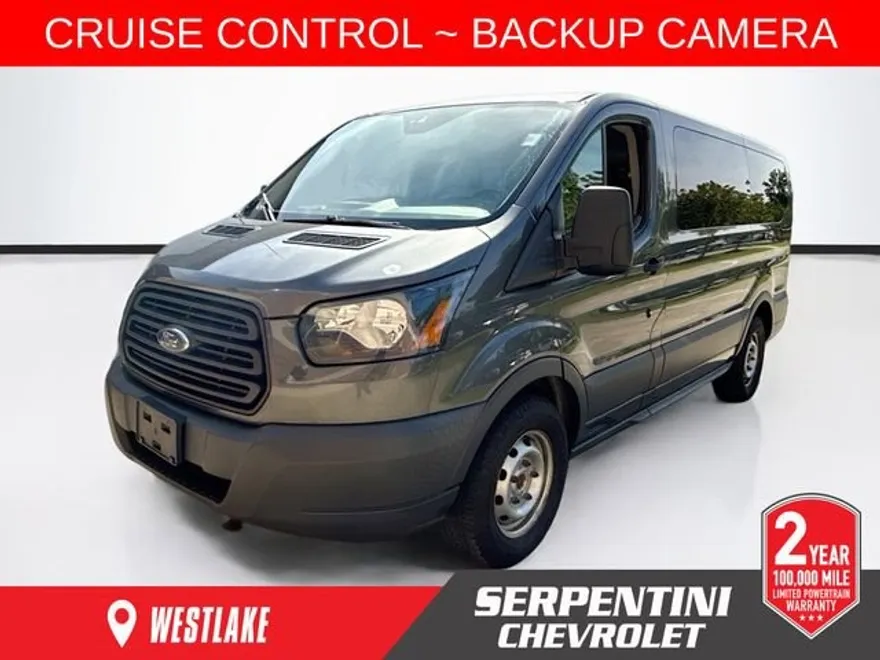 2018 Ford Transit Passenger XL photo 1