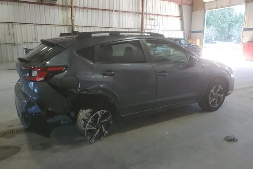 2024 Subaru Crosstrek Premium photo 1