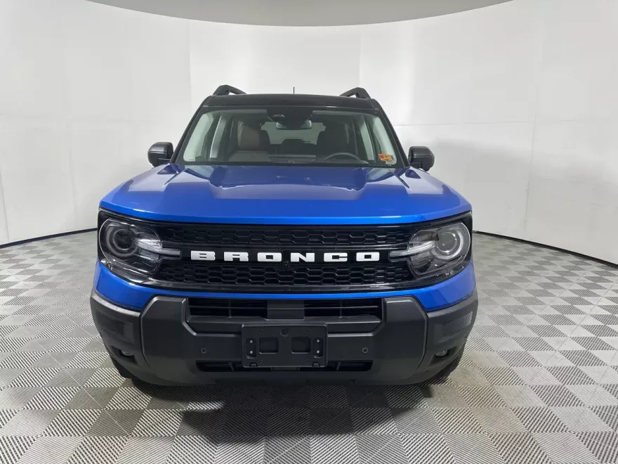 2025 Ford Bronco Sport Outer Banks photo 1
