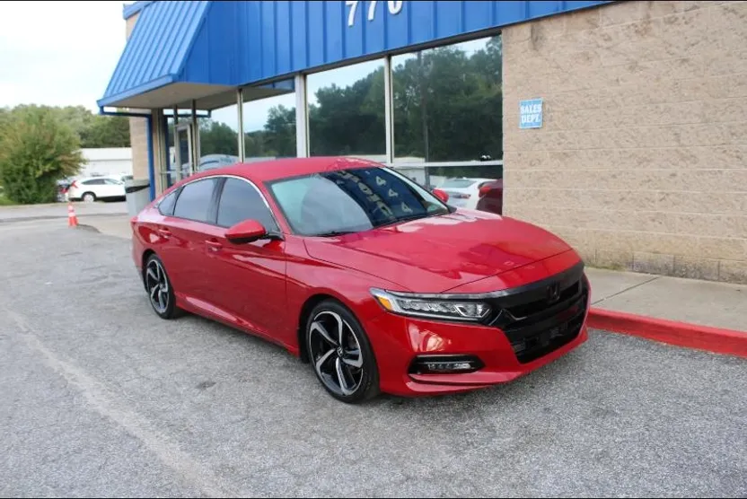 2018 Honda Accord Sport 1.5T photo 1