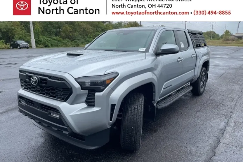 2025 Toyota Tacoma TRD Sport Double Cab photo 1