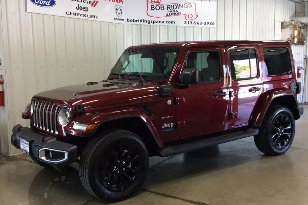 2021 Jeep Wrangler Unlimited Sahara photo 1