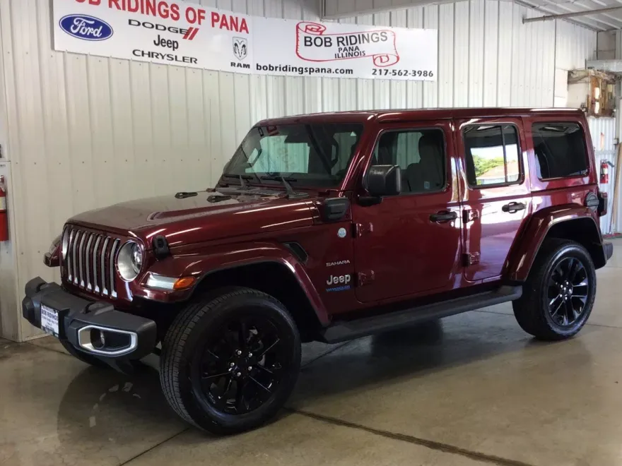 2021 Jeep Wrangler Unlimited Sahara photo 1