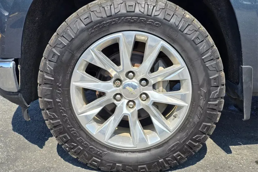 2020 Chevrolet Silverado 1500 LTZ photo 1