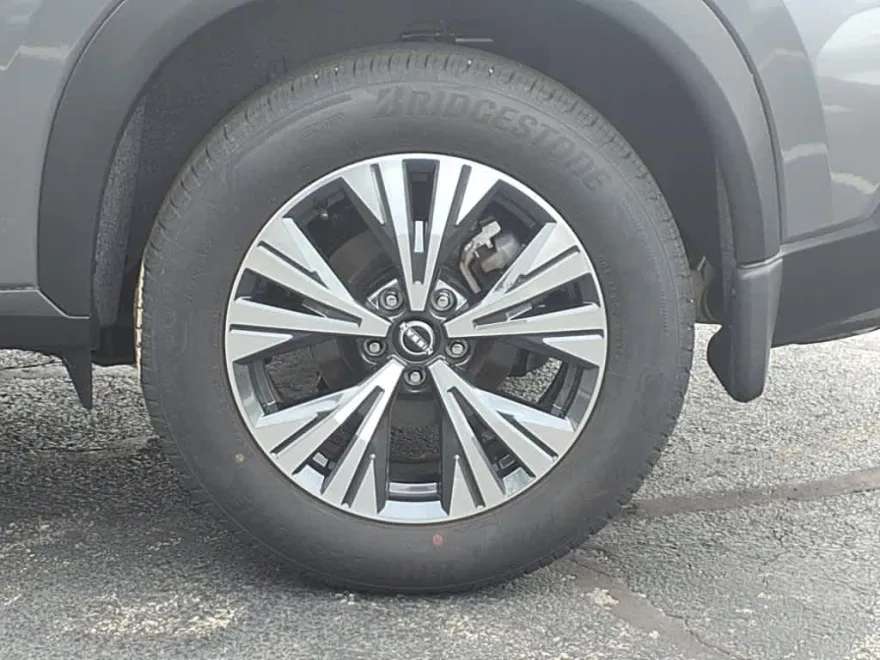 2023 Nissan Rogue SV photo 1