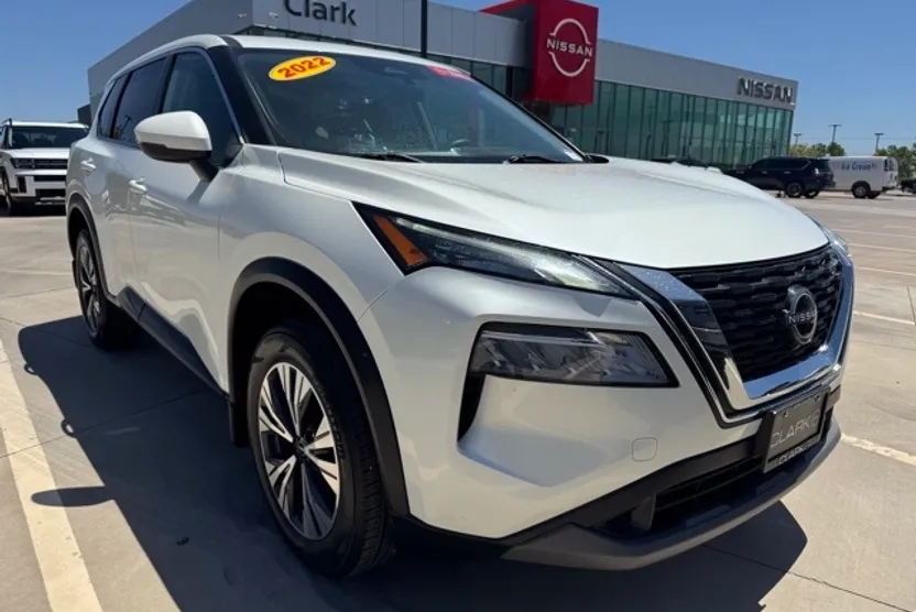 2022 Nissan Rogue S photo 1