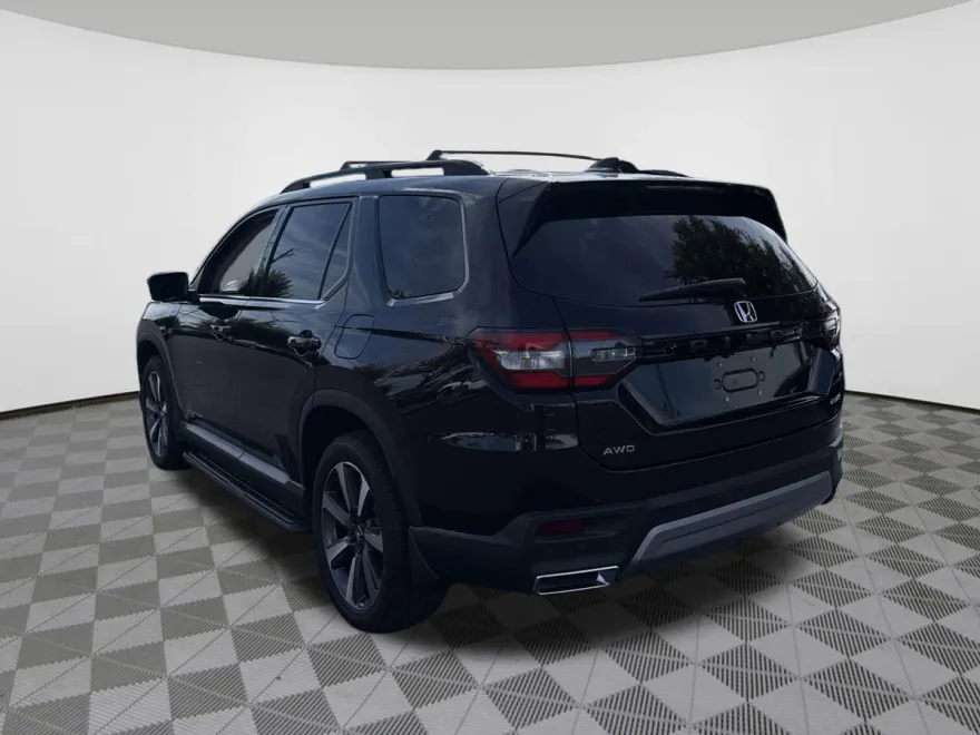 2024 Honda Pilot Elite photo 1
