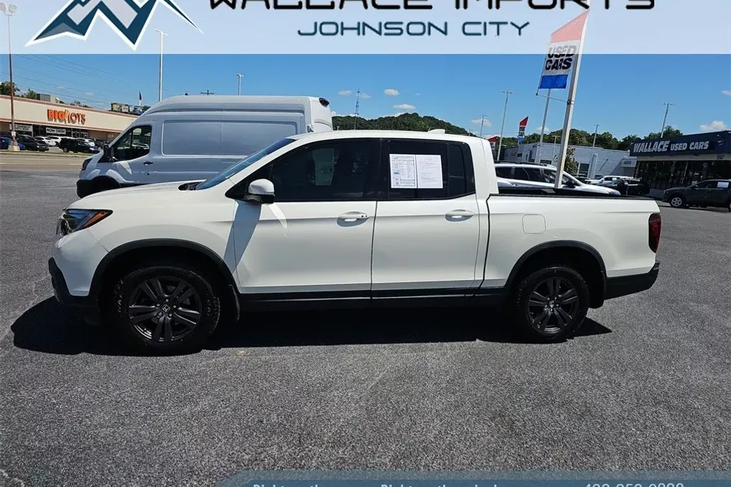 2019 Honda Ridgeline Sport photo 1
