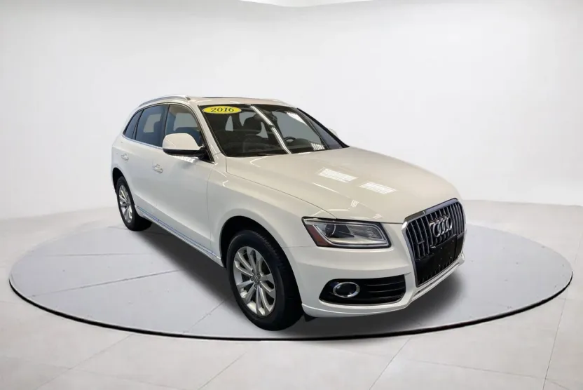 2016 Audi Q5 Premium 2.0T Plus photo 1