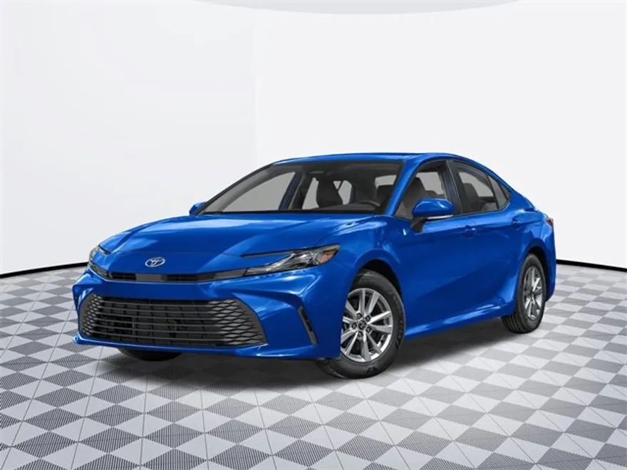 2026 Toyota Camry LE photo 1