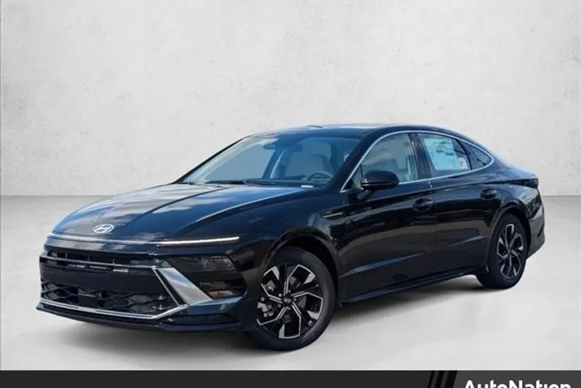 2024 Hyundai Sonata SEL photo 1