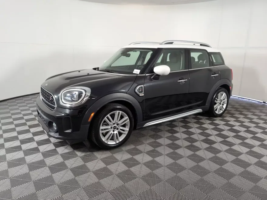 2023 Mini Countryman S photo 1