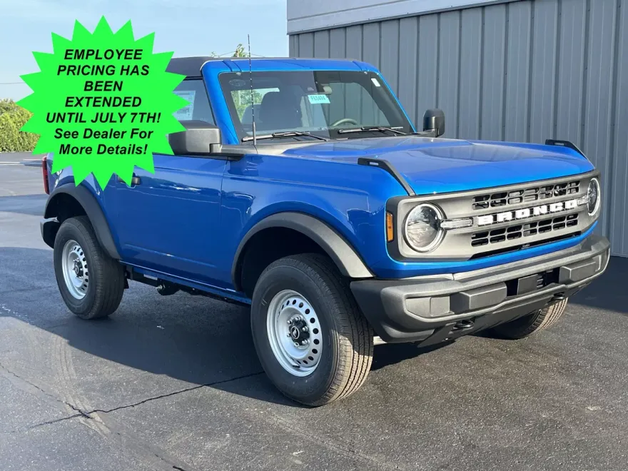 2025 Ford Bronco Base photo 1