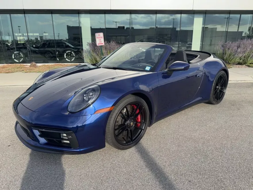 2024 Porsche 911 GTS photo 1