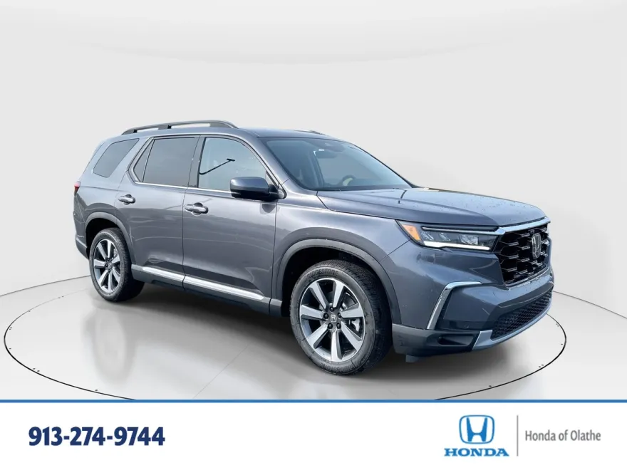 2025 Honda Pilot Touring photo 1
