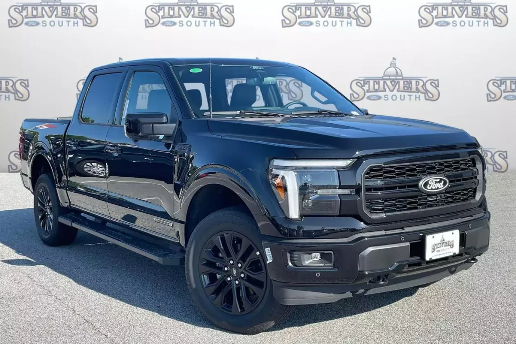 2025 Ford F-150 Lariat photo 1